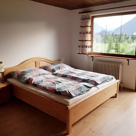 Tyrol Appartements Ehrwald Exteriör bild