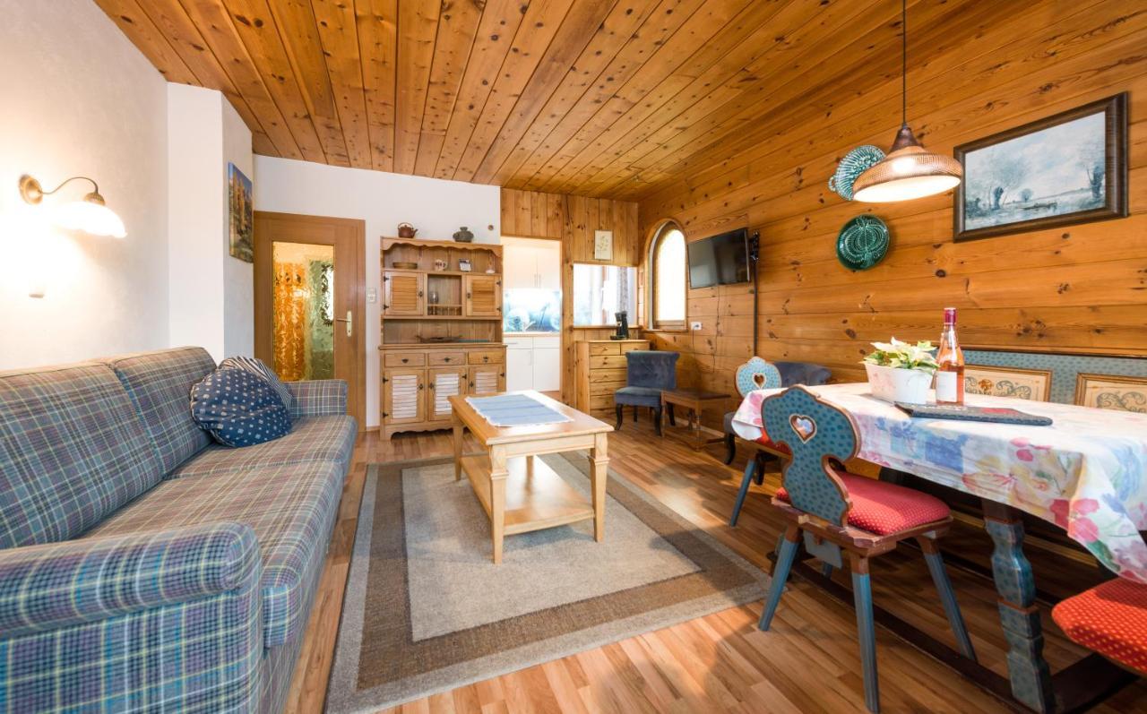 Tyrol Appartements Ehrwald Exteriör bild