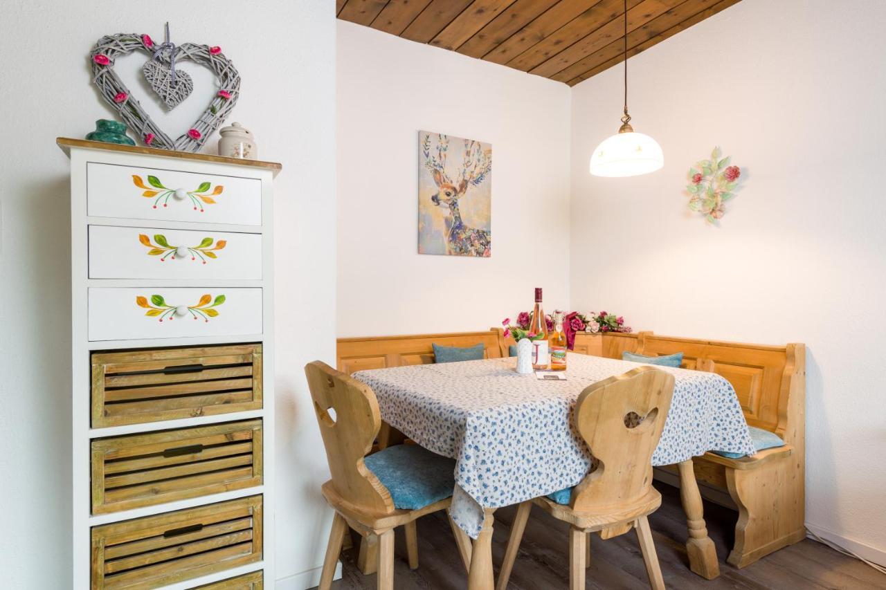 Tyrol Appartements Ehrwald Exteriör bild