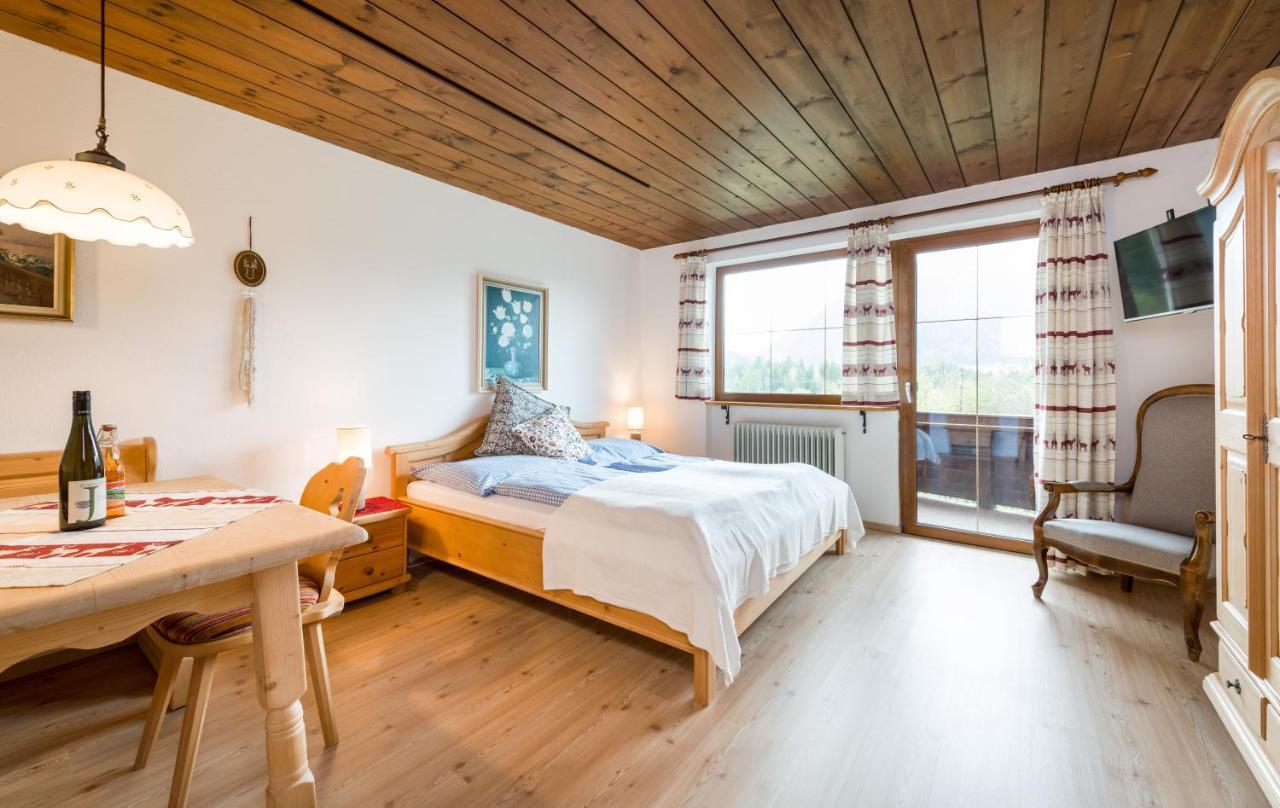 Tyrol Appartements Ehrwald Exteriör bild