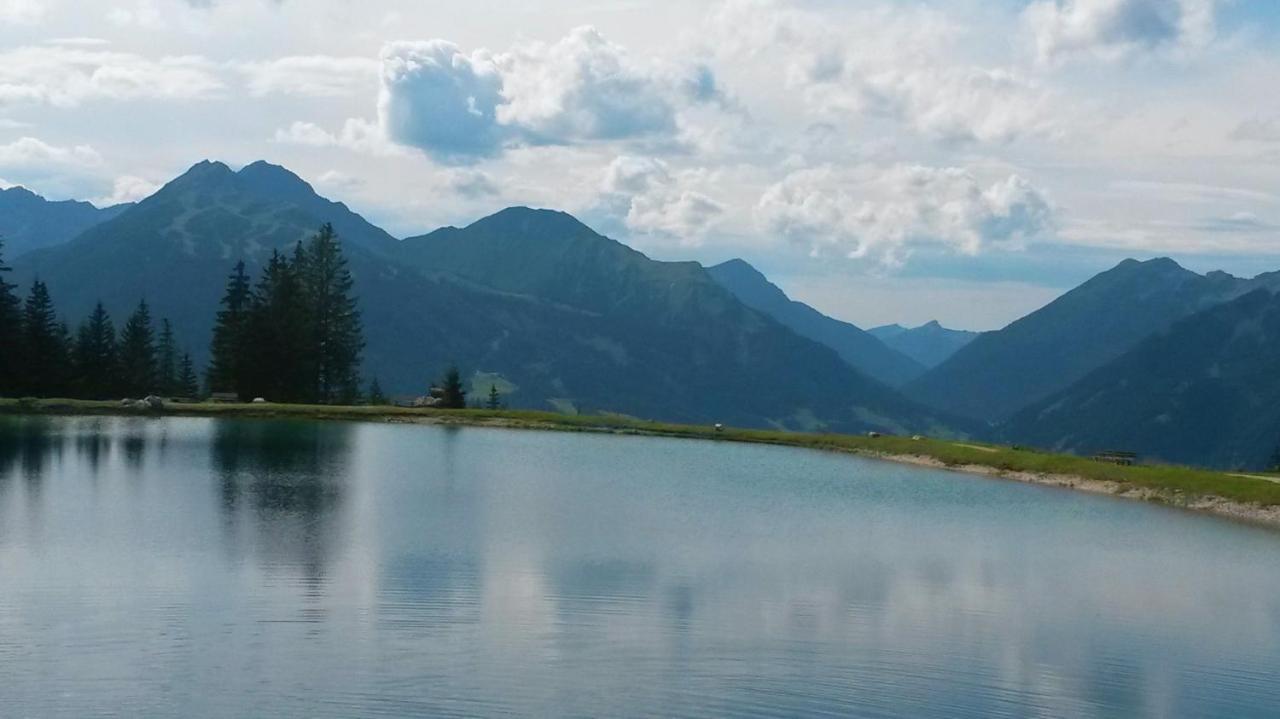 Tyrol Appartements Ehrwald Exteriör bild