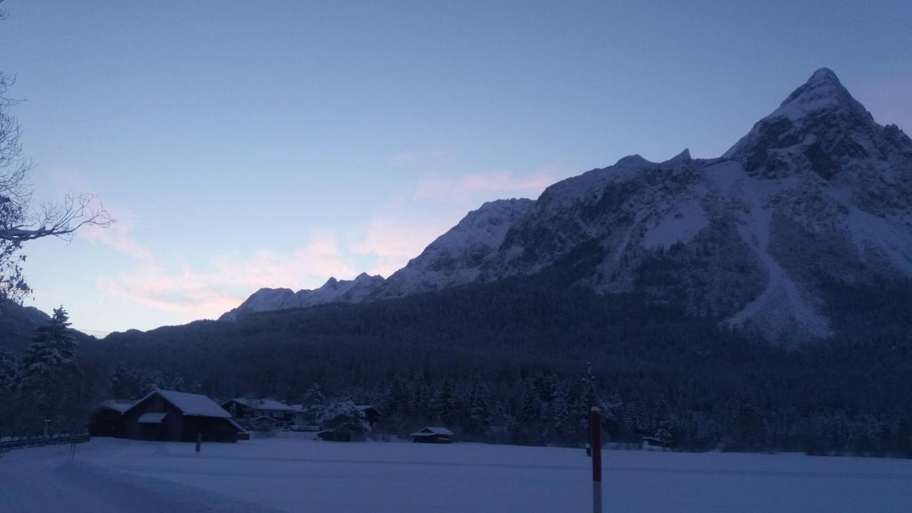 Tyrol Appartements Ehrwald Exteriör bild