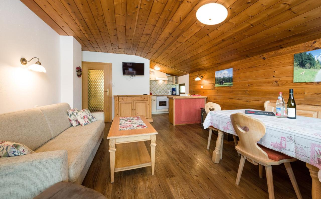 Tyrol Appartements Ehrwald Exteriör bild